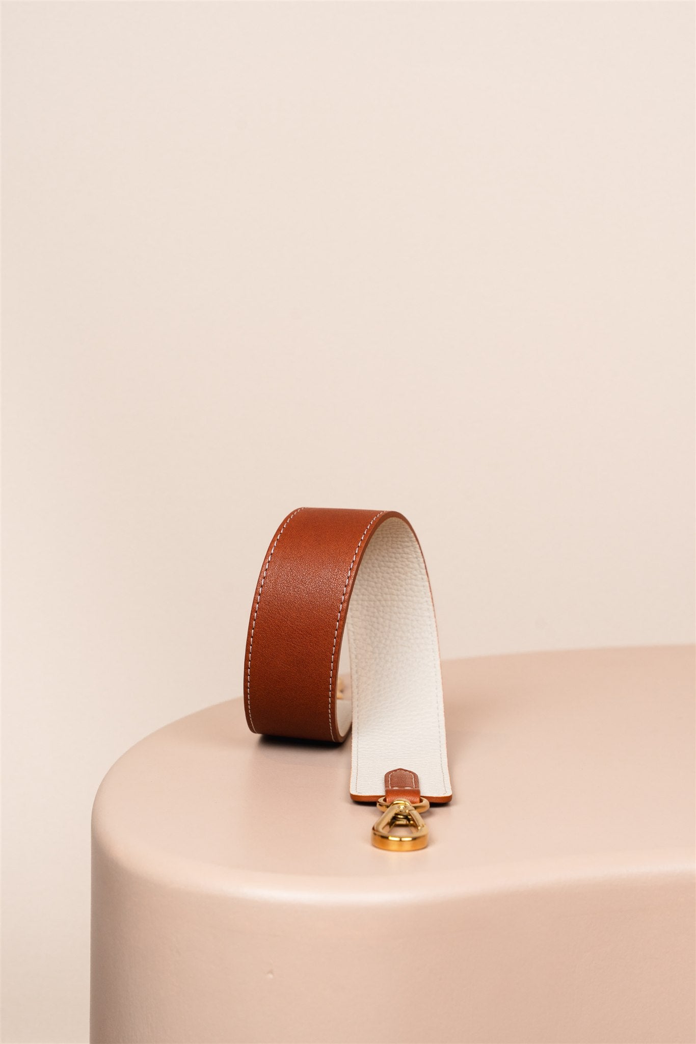 Iris Camel, Camel Handle and Iced Latte