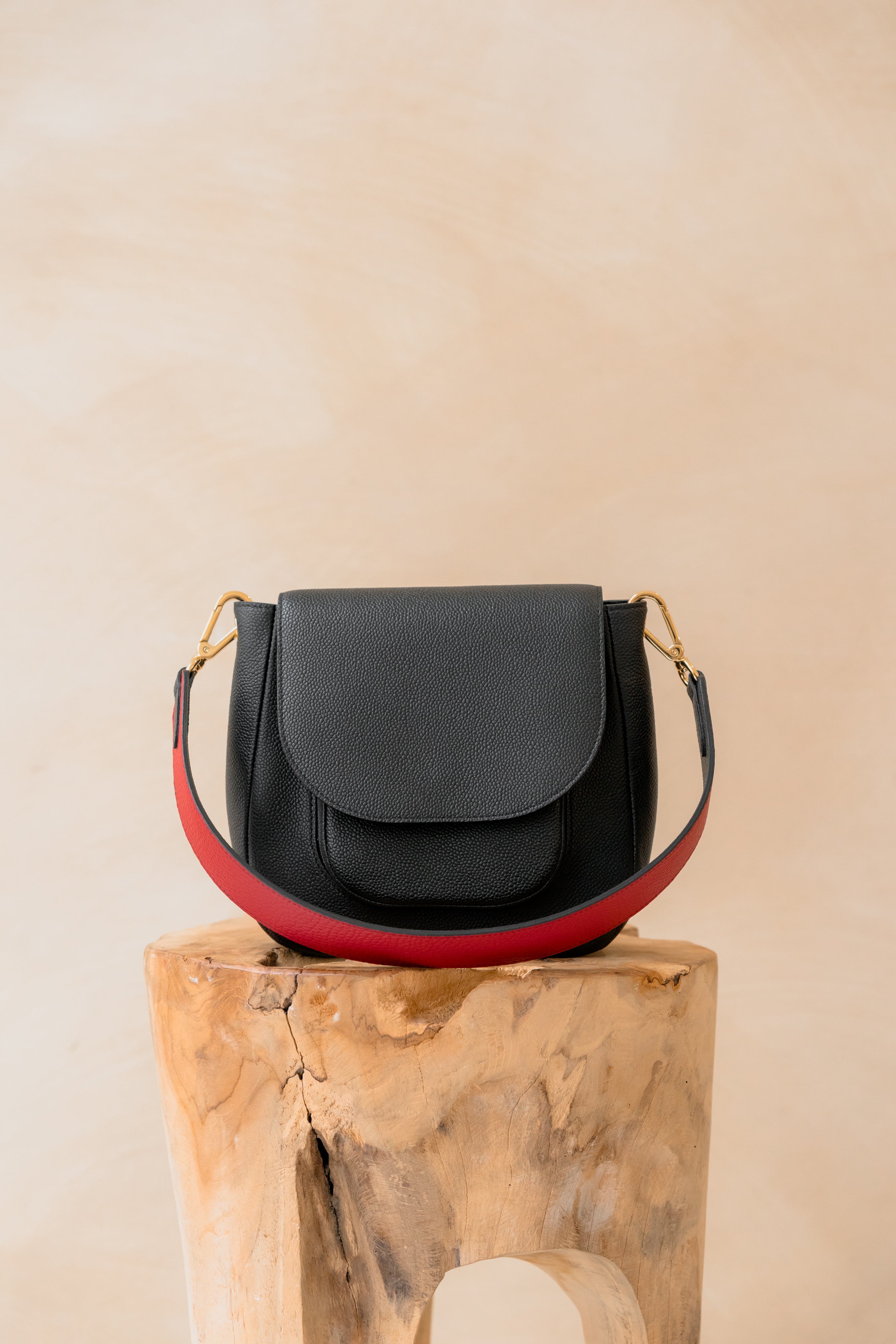 Édèle Noir Caviar, Poignée Noir Caviar et Rouge Bisous