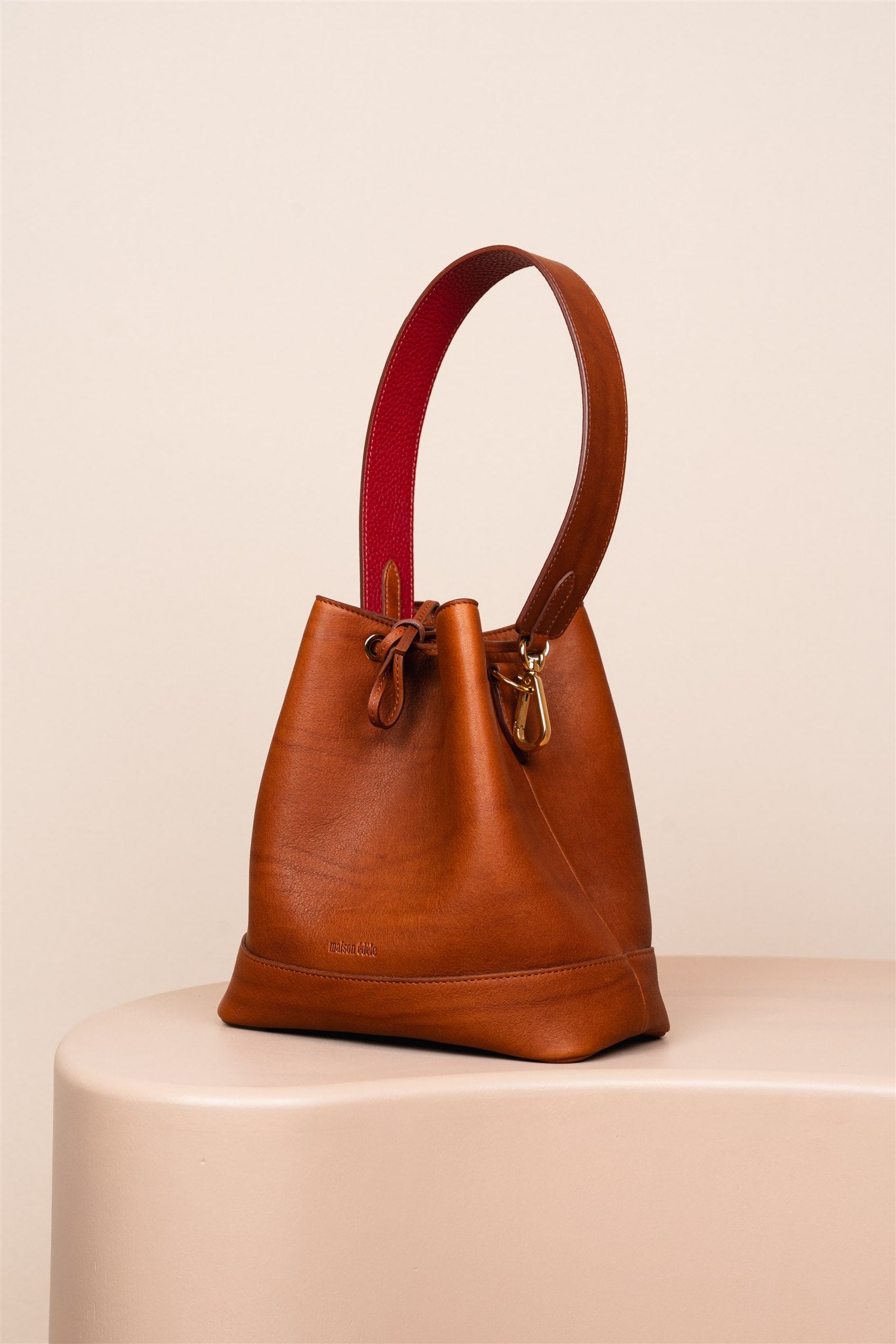 Cléome Camel, Poignée Camel et Rouge Bisous