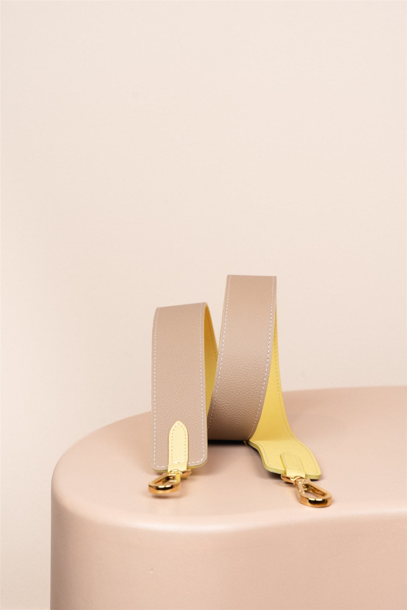 Bandoulière Large, Mimosa et Mocha Glacé