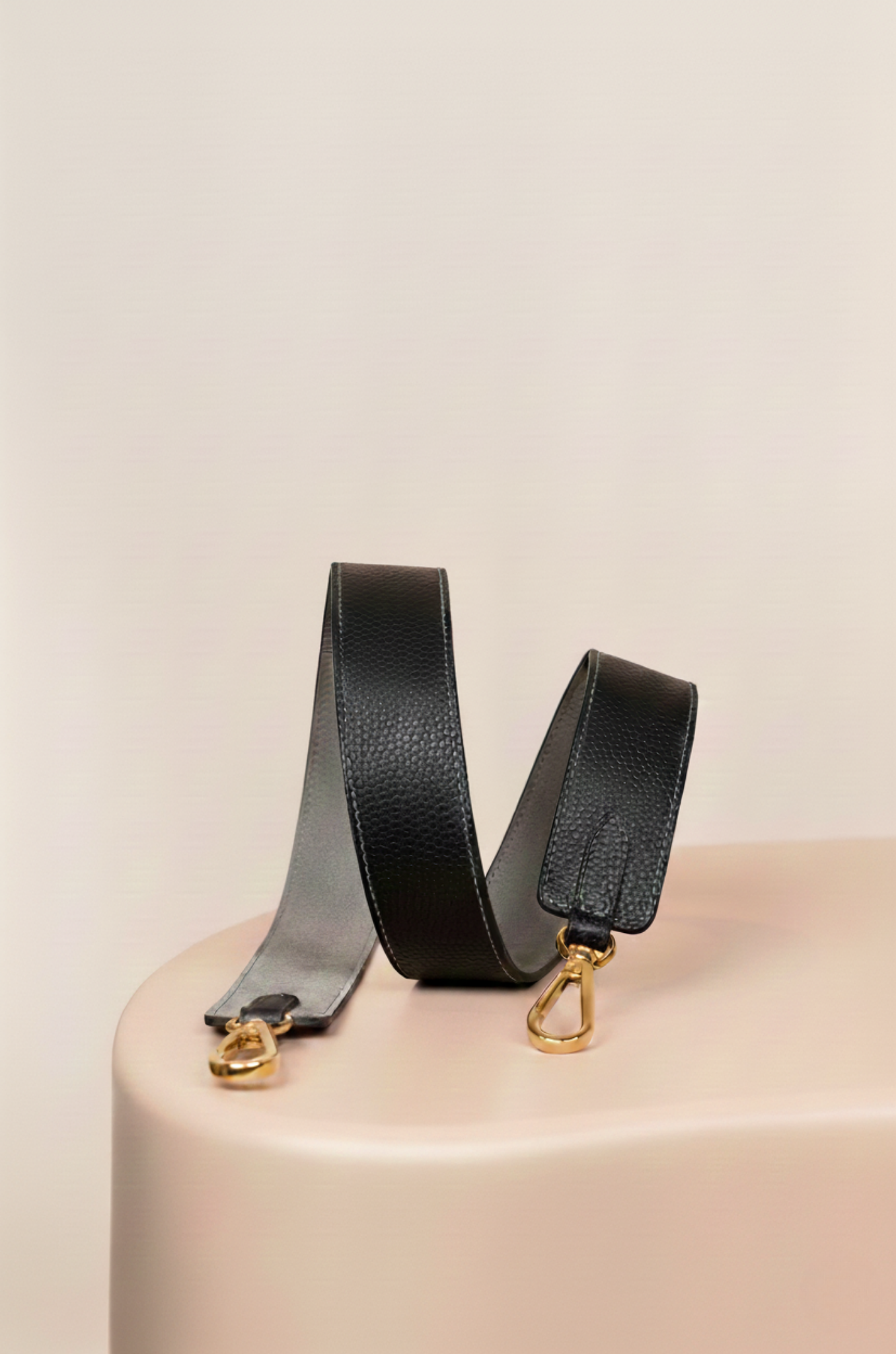 Bandoulière Large, Noir Caviar et Gris Nubuck