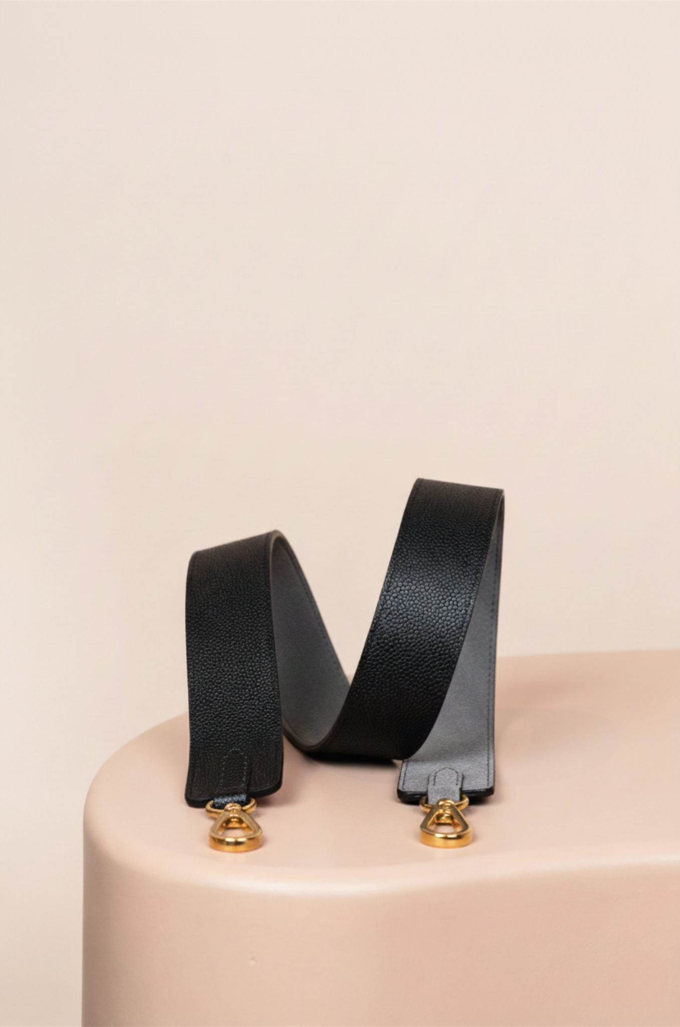 Wide shoulder strap, Caviar Black and Nubuck Grey